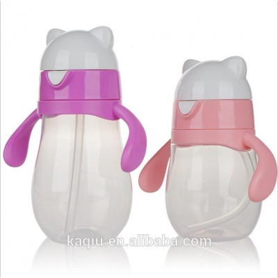 2018 new arriver baby bottle two handle plastic baby training cup with straw